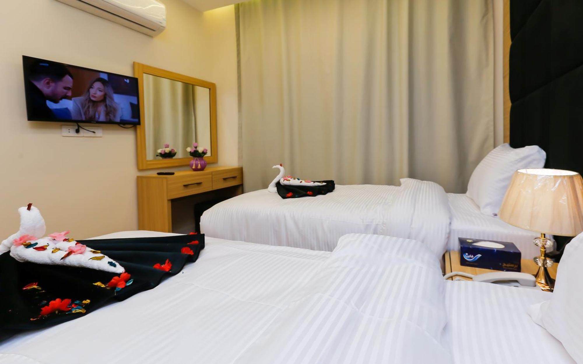 Rizk Pyramids View Hotel Kafret el-Gabal Esterno foto