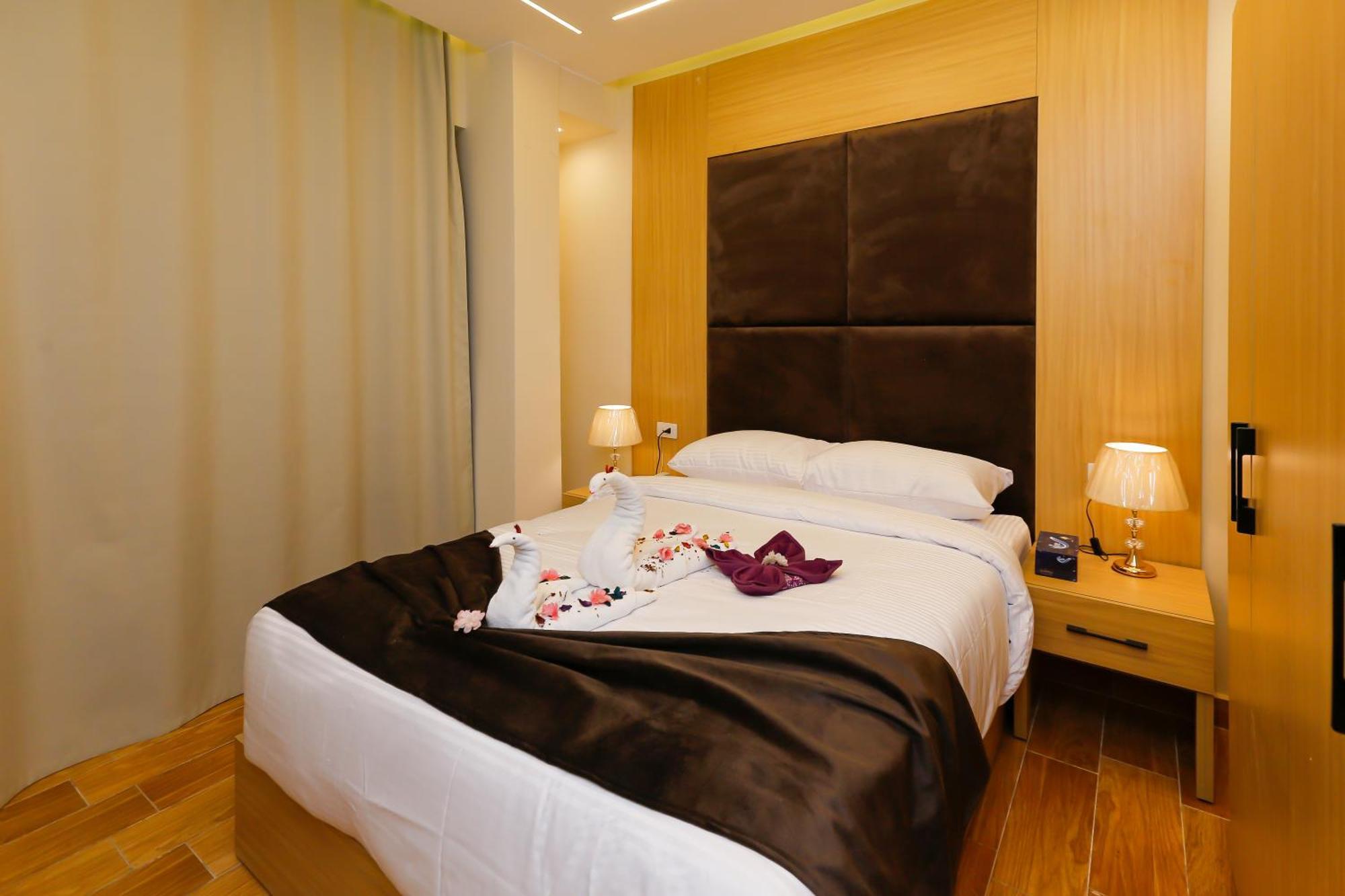 Rizk Pyramids View Hotel Kafret el-Gabal Esterno foto